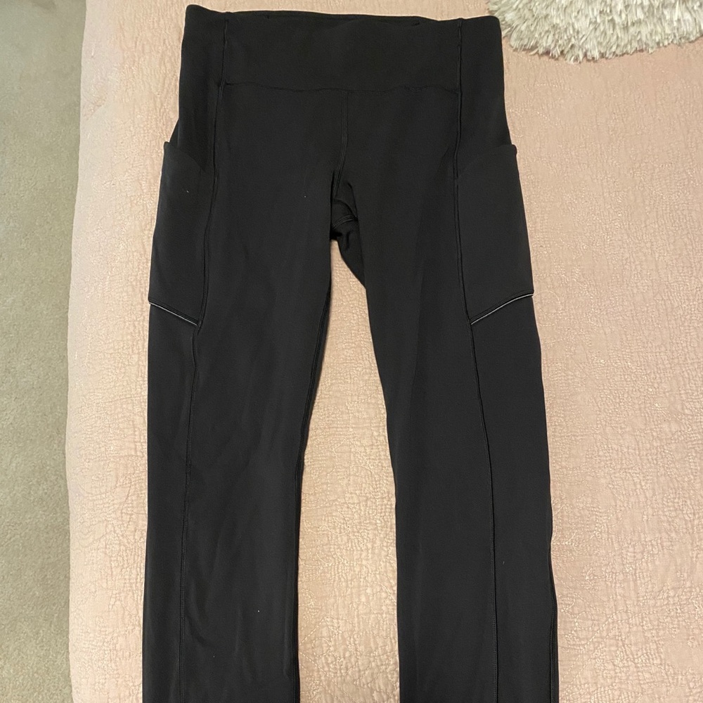 Lululemon leggings with pocket for phone